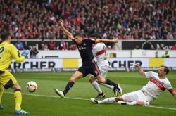 lol季中赛-斯图加特主场遭遇惨败，难保不败纪录