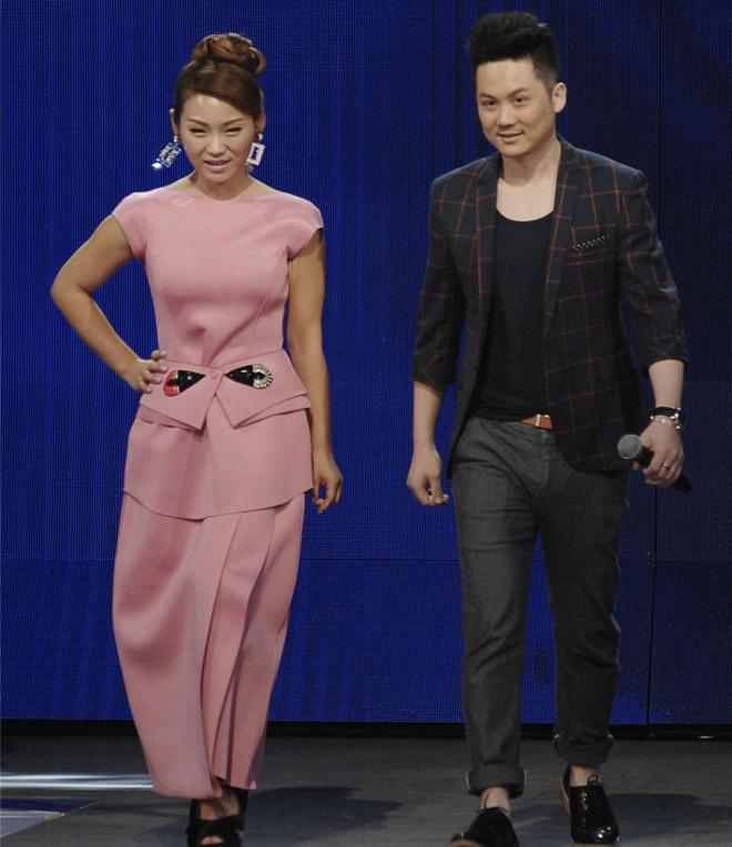 比赛看点频出,观众眼花缭乱欣赏过六回合! 比赛看点频出,观众眼花缭乱欣赏过六回合!