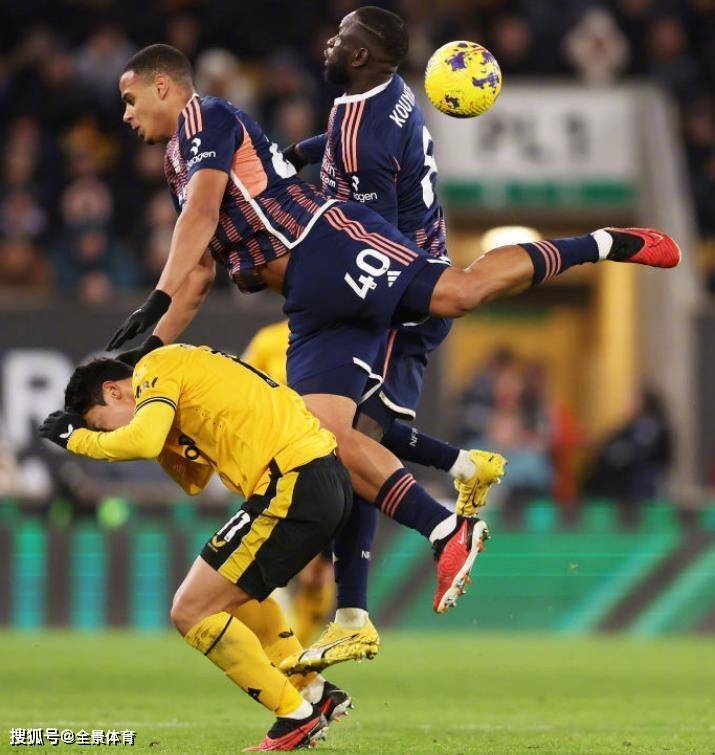 阿森纳绝杀曼联，乔瓦尼·雷纳制霸全场的简单介绍