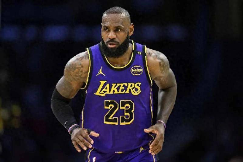 马刺绝杀独行侠，詹姆斯高光表现的简单介绍